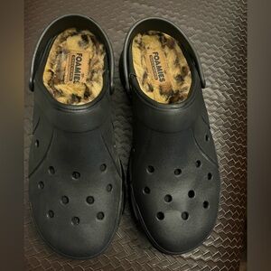 Skechers Black Clogs with Leopard Faux Fur